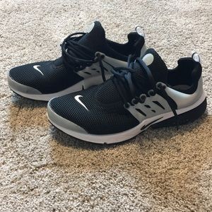 Nike running/lifestyle shoes